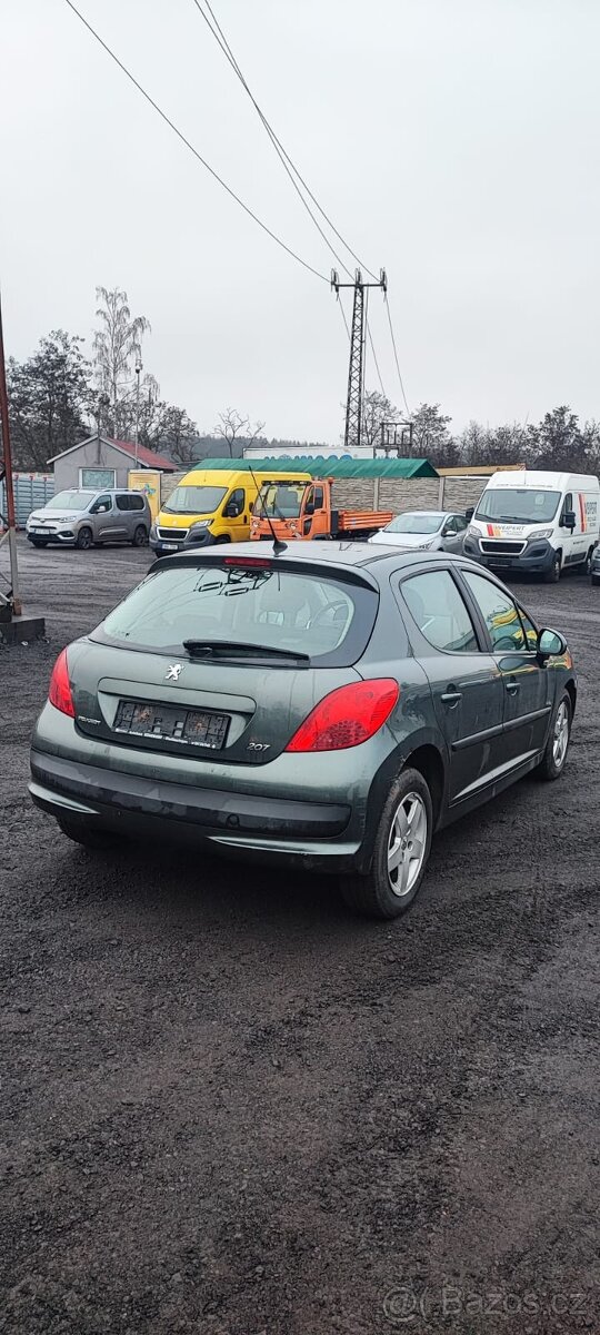 Peugeot 207 1.4 16V - 4