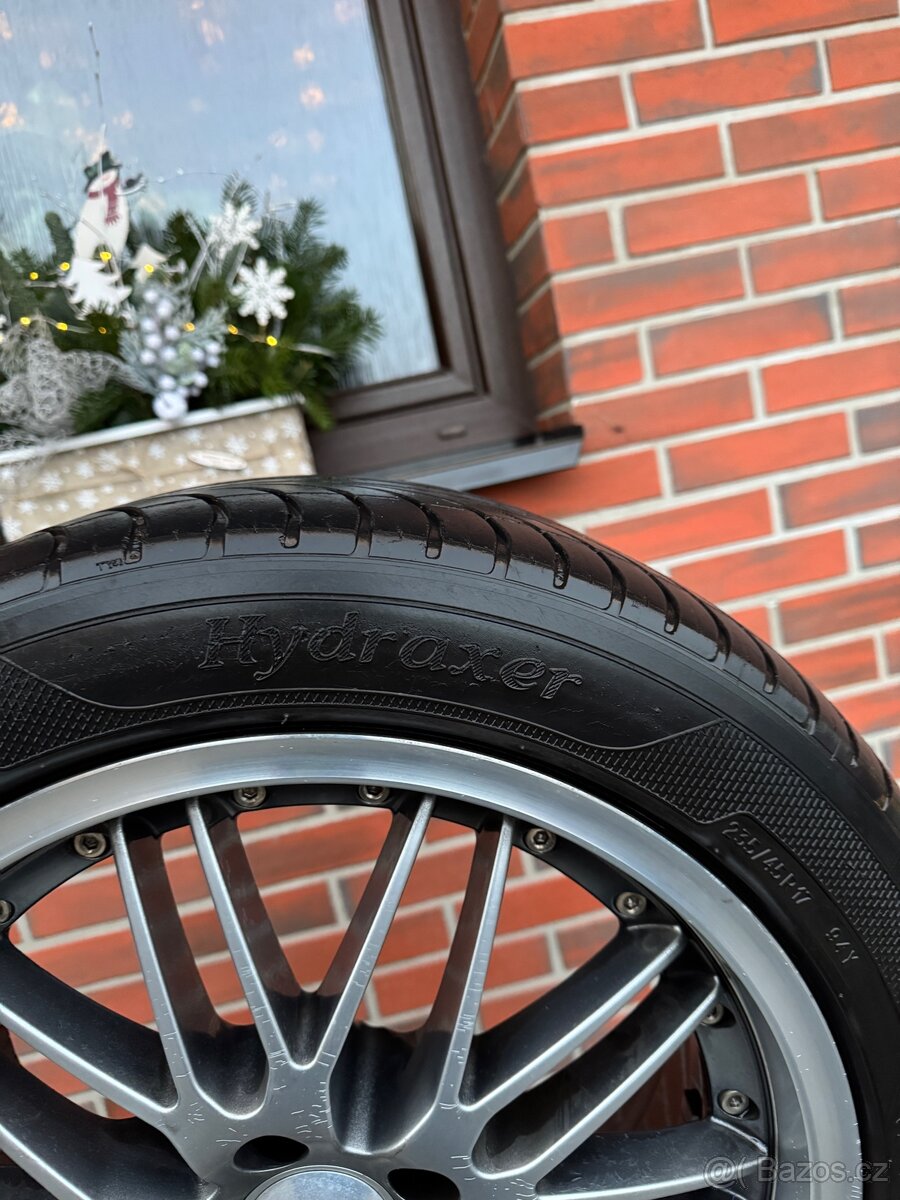 ALU KOLA / 235/45R17 / HYDRAXER - 4