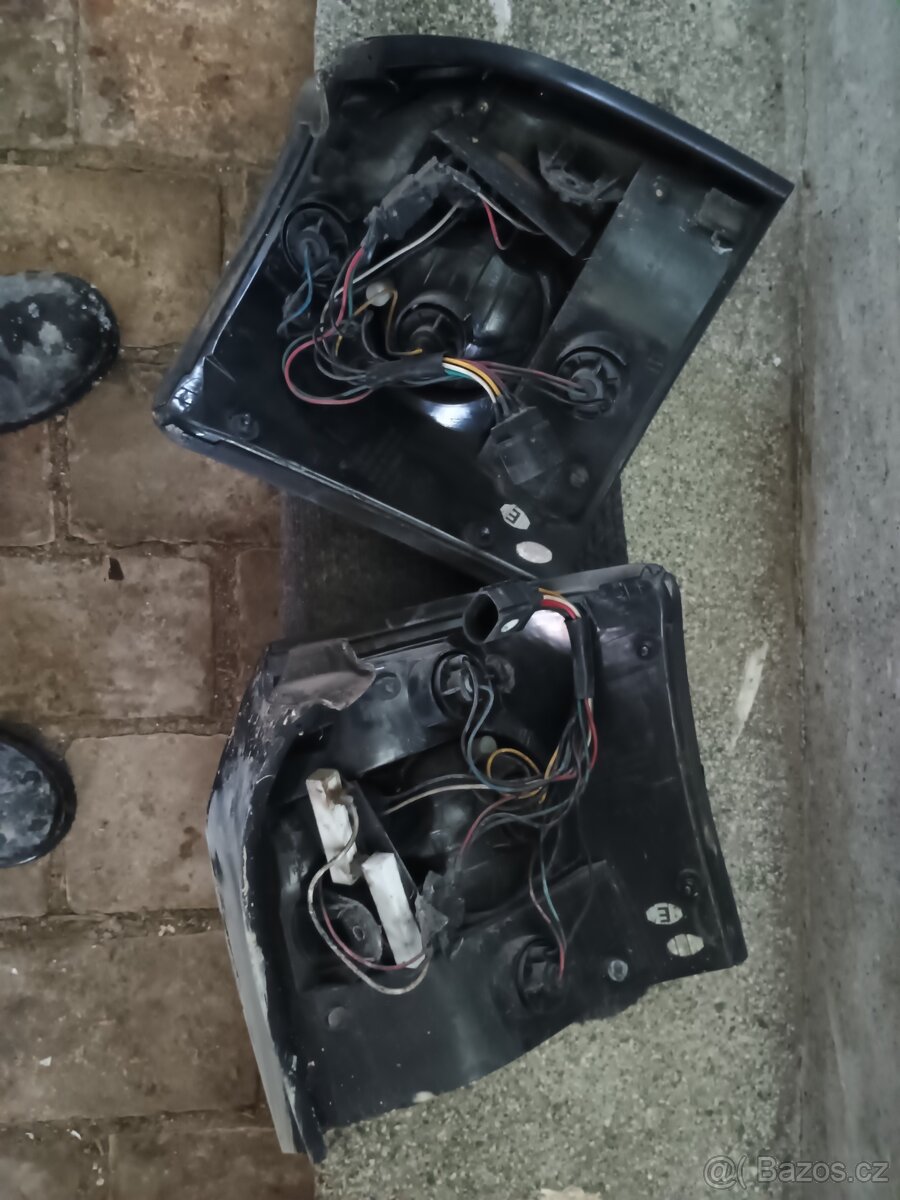 Náhradní díly - 4