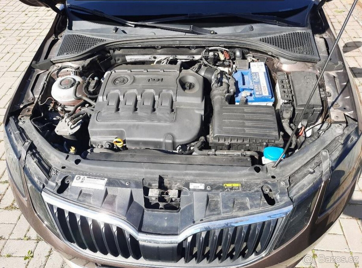Škoda Octavia Combi 2.0TDI - 4