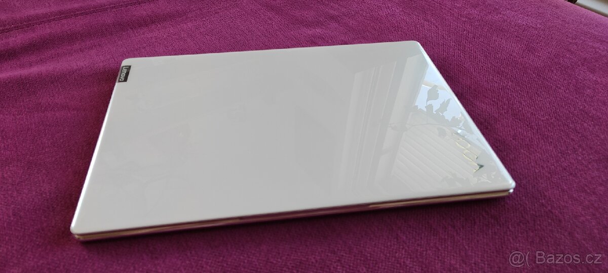 Lenovo YOGA SLIM 9 14IAP7 - 4