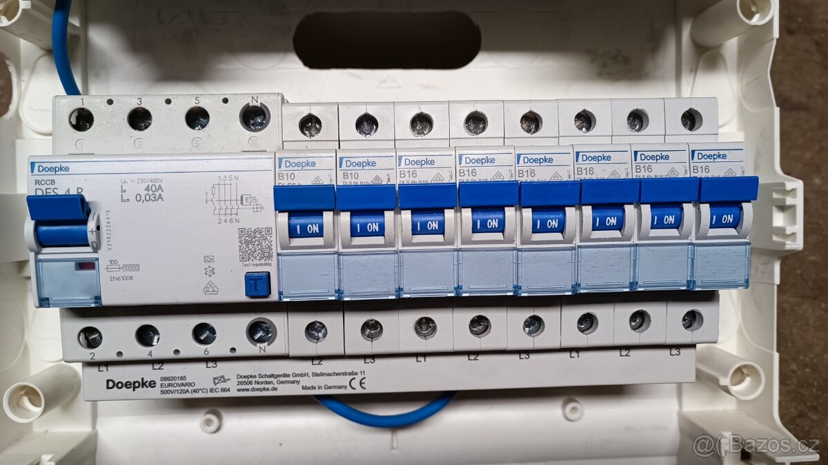 Nástěnný rozvaděč - 4