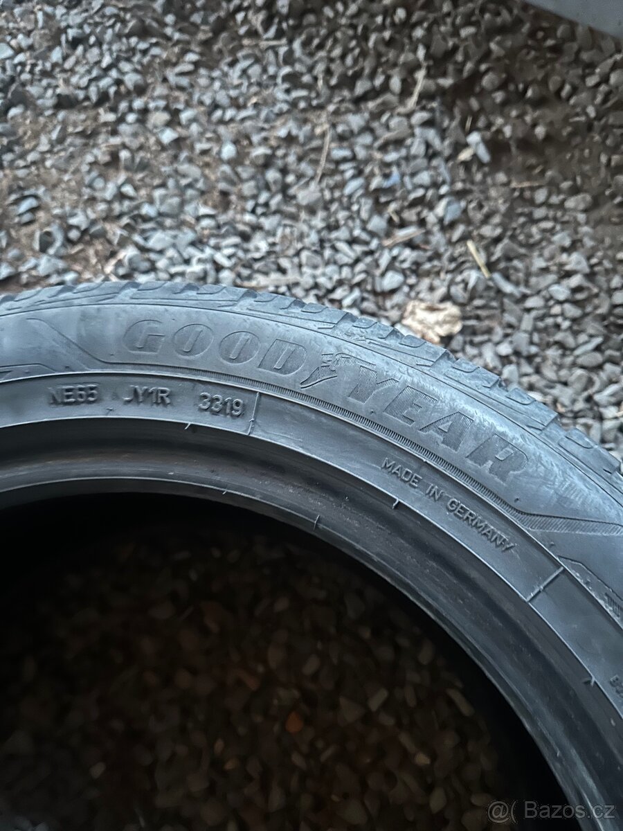 Pneu 235/50 r17 - 4