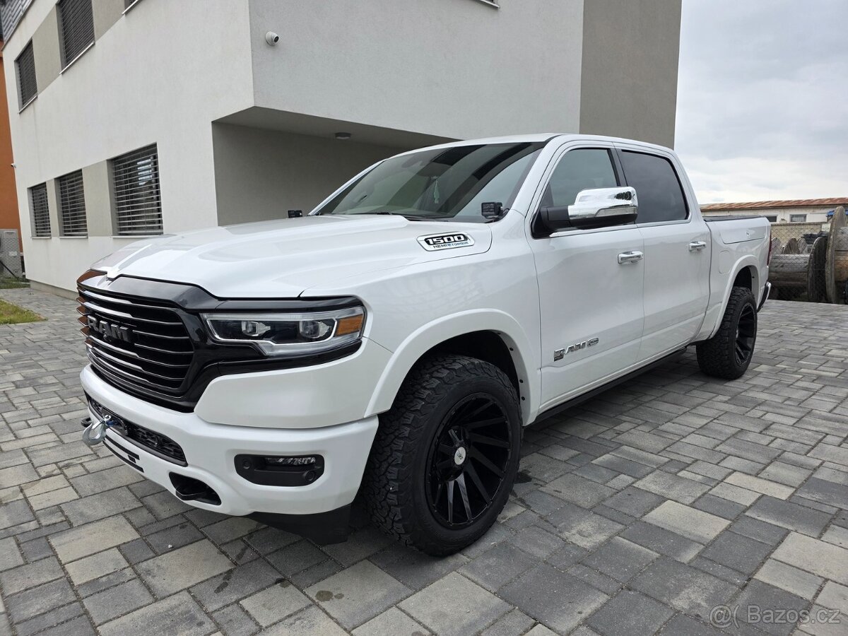 Dodge RAM Limited Longhorn 5.7L V8 LPG DPH nehavarované