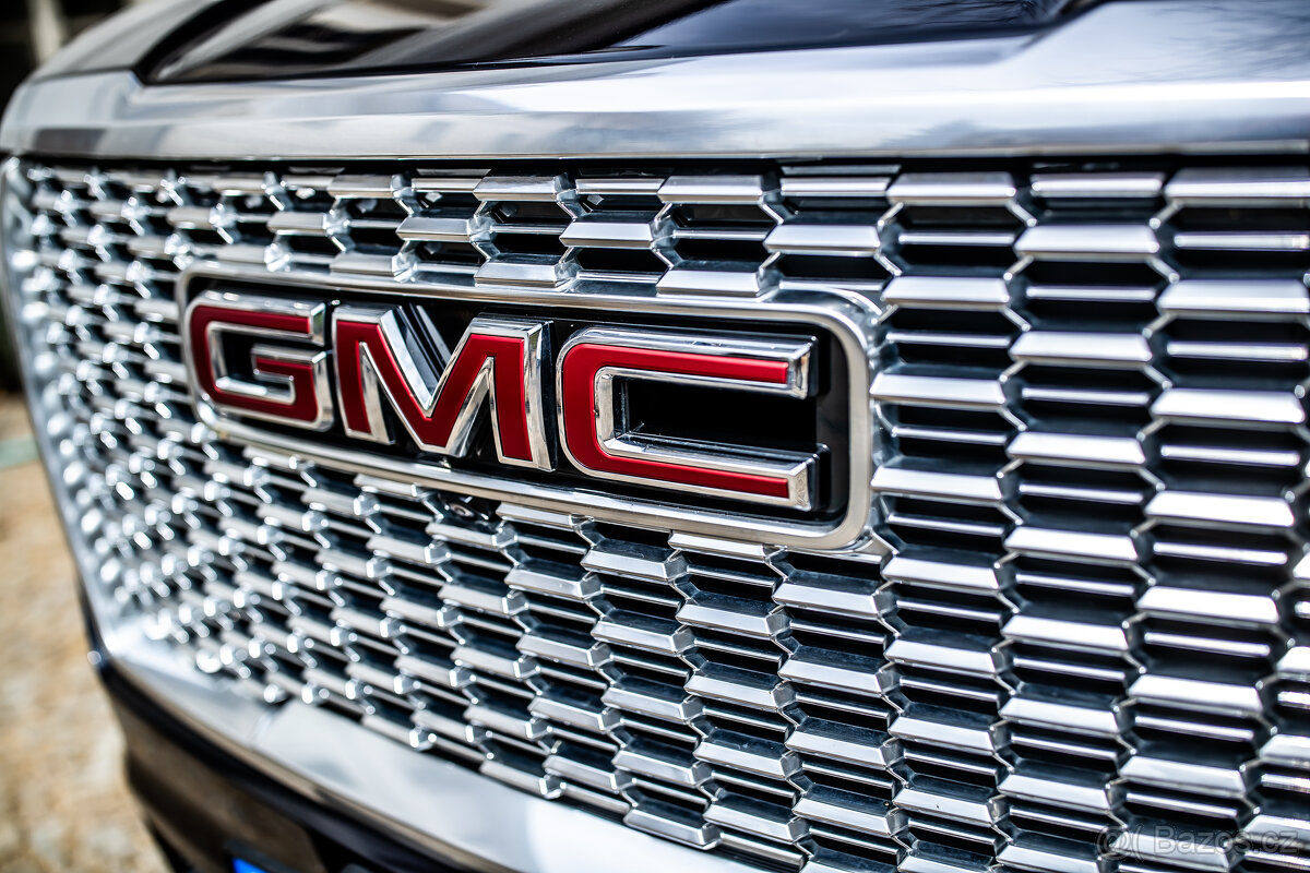 GMC YUKON DENALI DIESEL 2022 FL