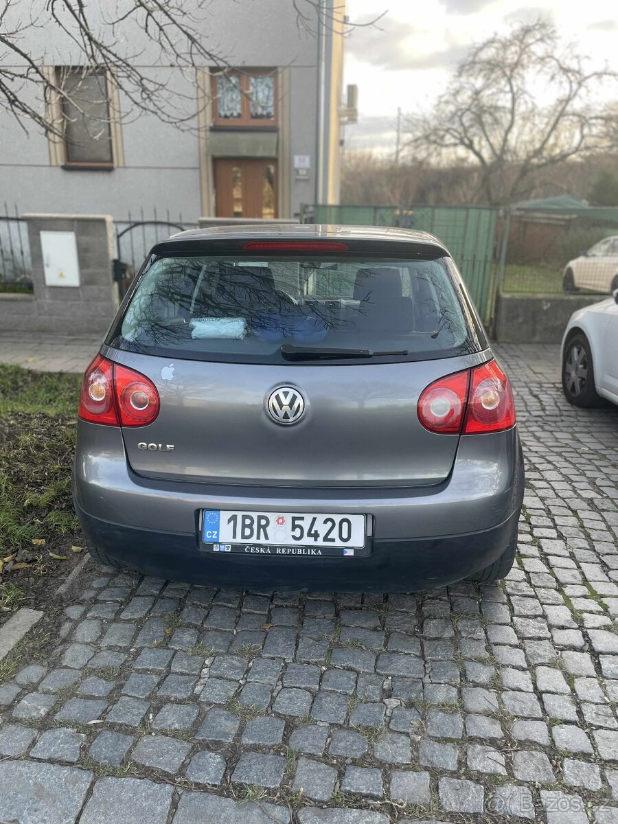 Golf 5 - 4