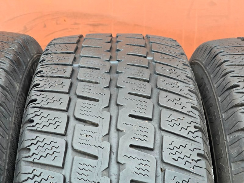 Zimní Matador 215/65/16C - 4