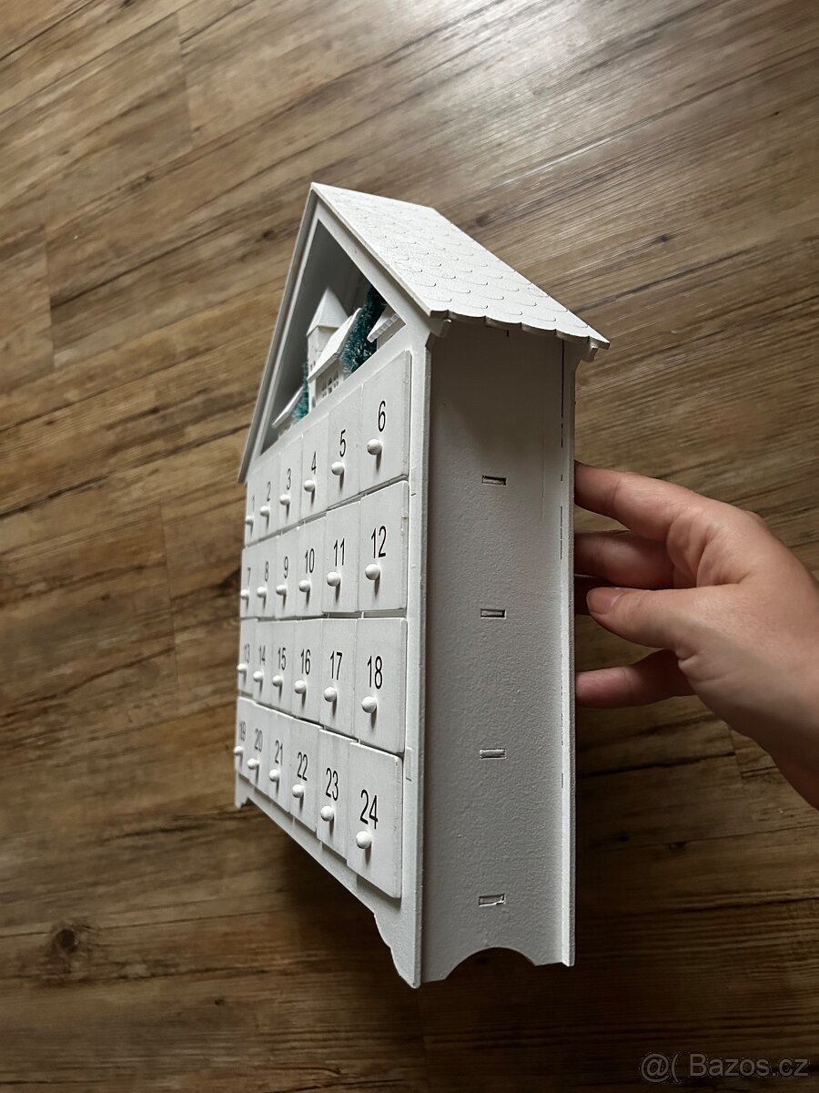 Dřevěný adventní LED kalendář - 4
