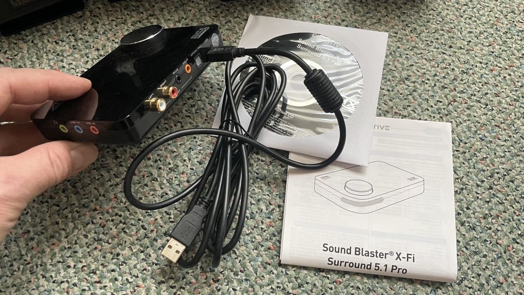 Externí zvuková karta včetně reprosoustavy 5.1 - 4