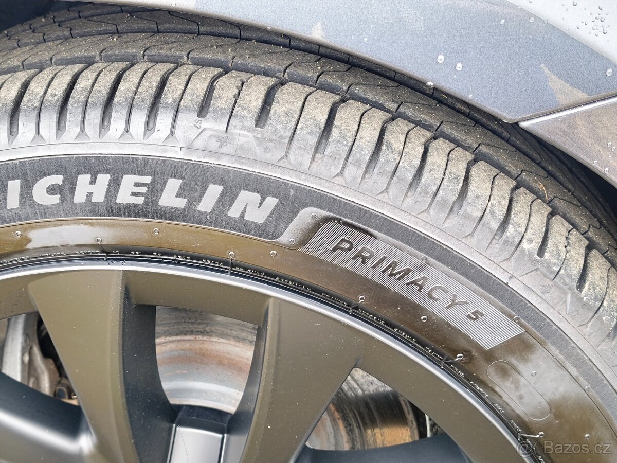 Tesla model 3 long range -refresh model 2021 - 4