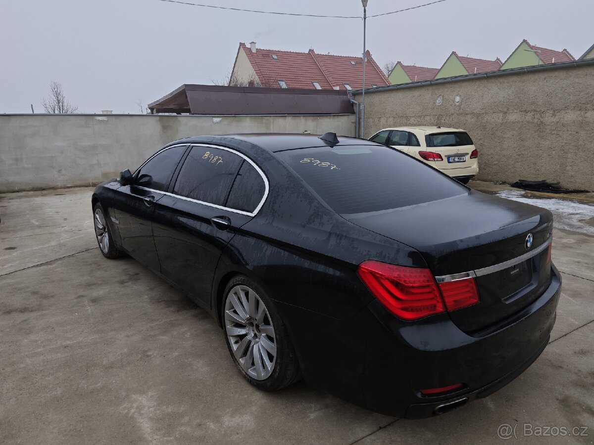 BMW 750li hybrid - 4