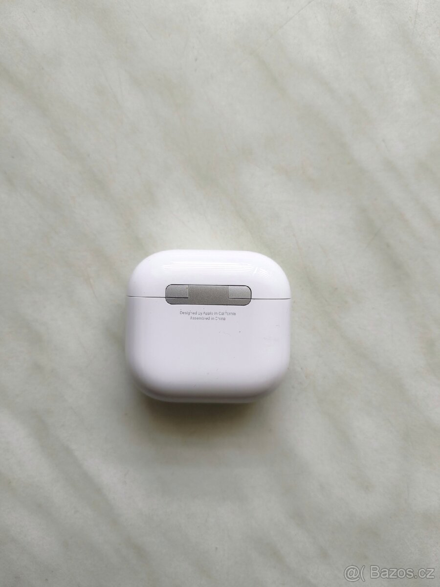 Sluchátka Apple Airpods 4 - 4