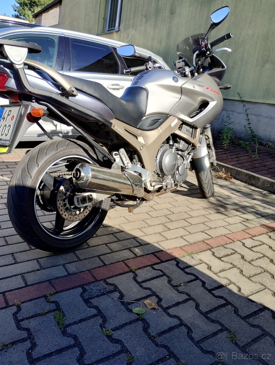 Yamaha - 4