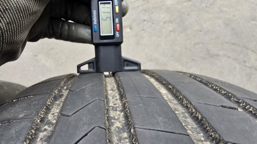 Letní pneu 215/55/17 Hankook - 4