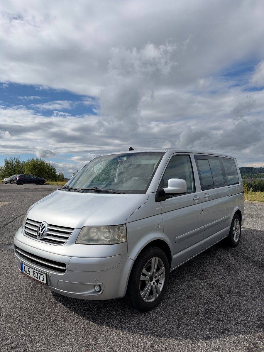 VW Multivan T5 2.5TDI - 7 míst - 4