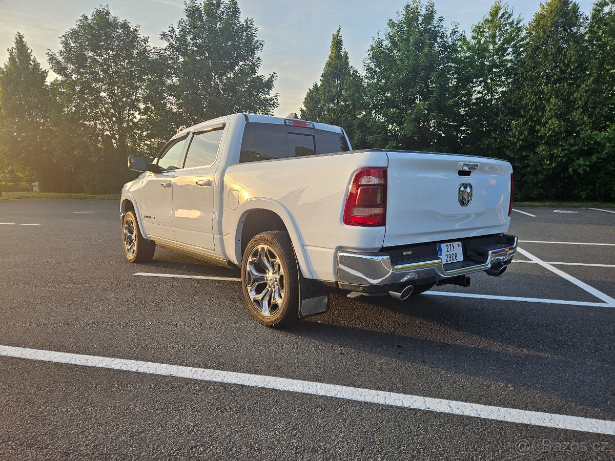 Dodge Ram 1500 Laramie Longhorn 3.0 diesel