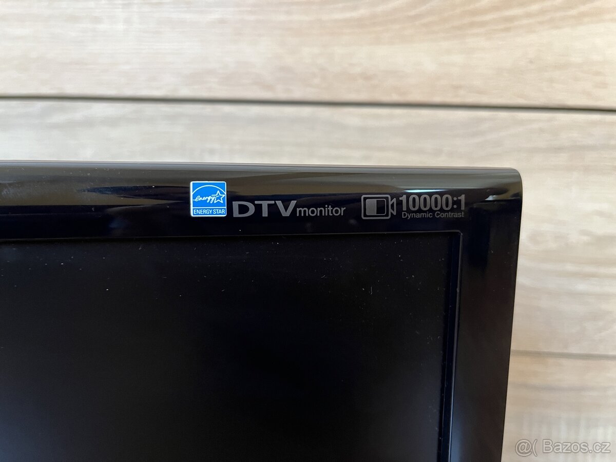 Televize/monitor - 4