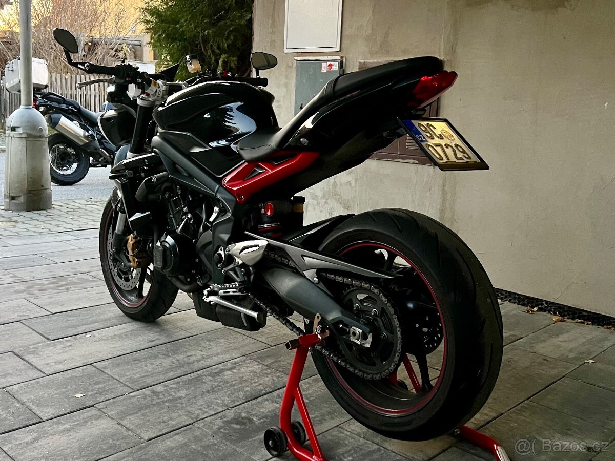 Triumph Street Triple 675 R A2 - 4