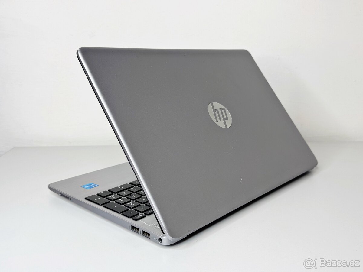 HP 250 G8 – i3 | 16GB RAM | 512GB SSD | W11 - 4