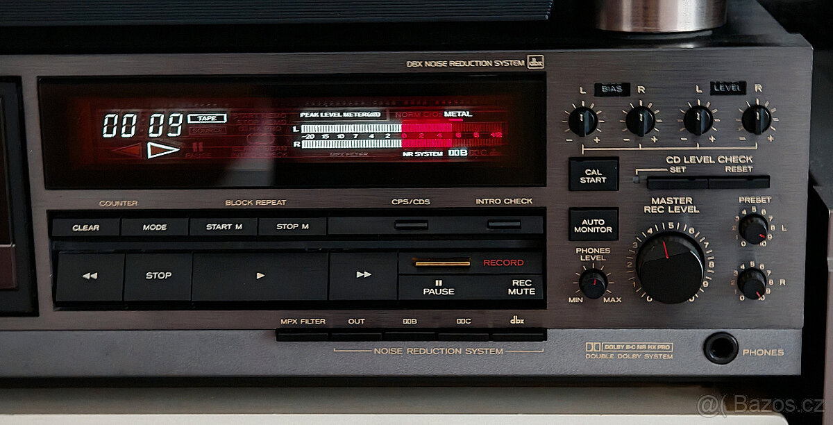 TEAC V-970X - 4