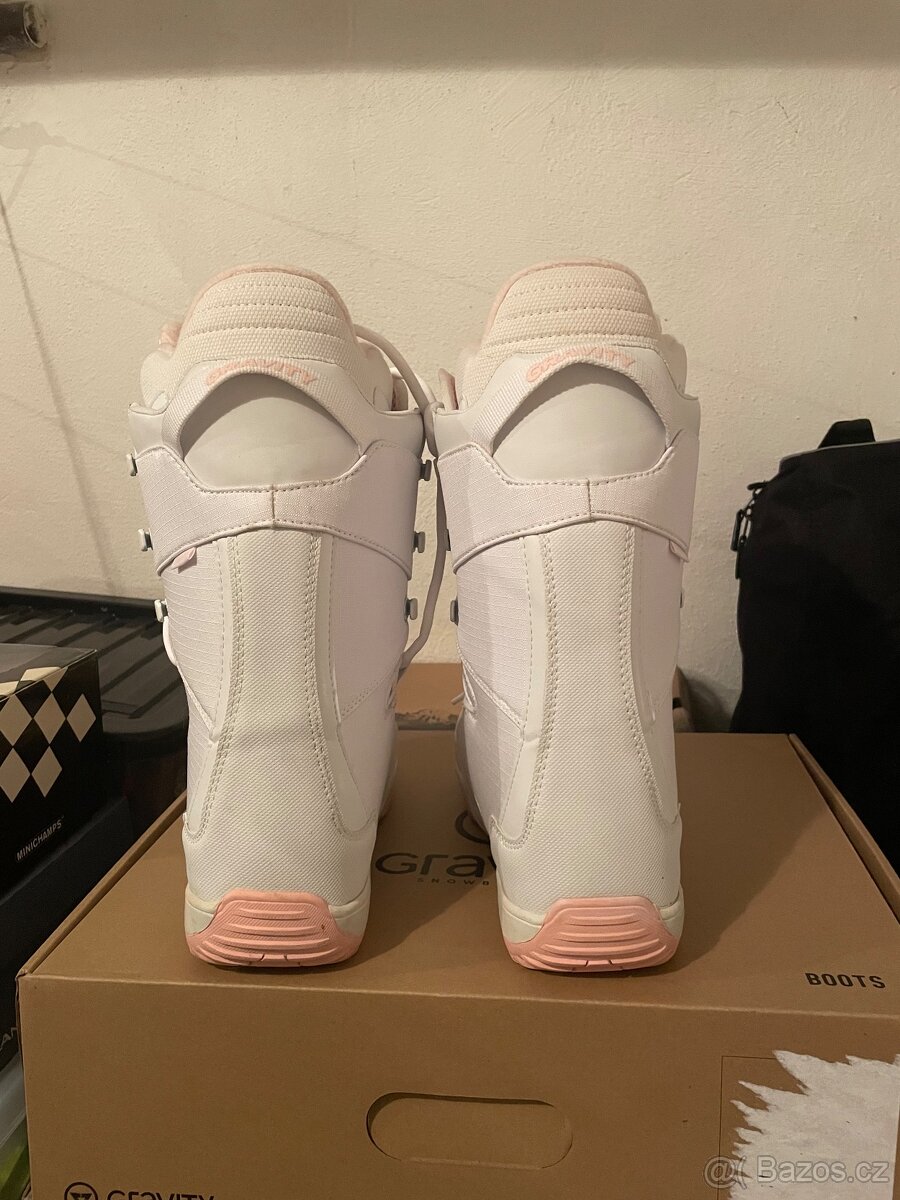 Obuv, boty na snowboard, velikost 38,5 - 4