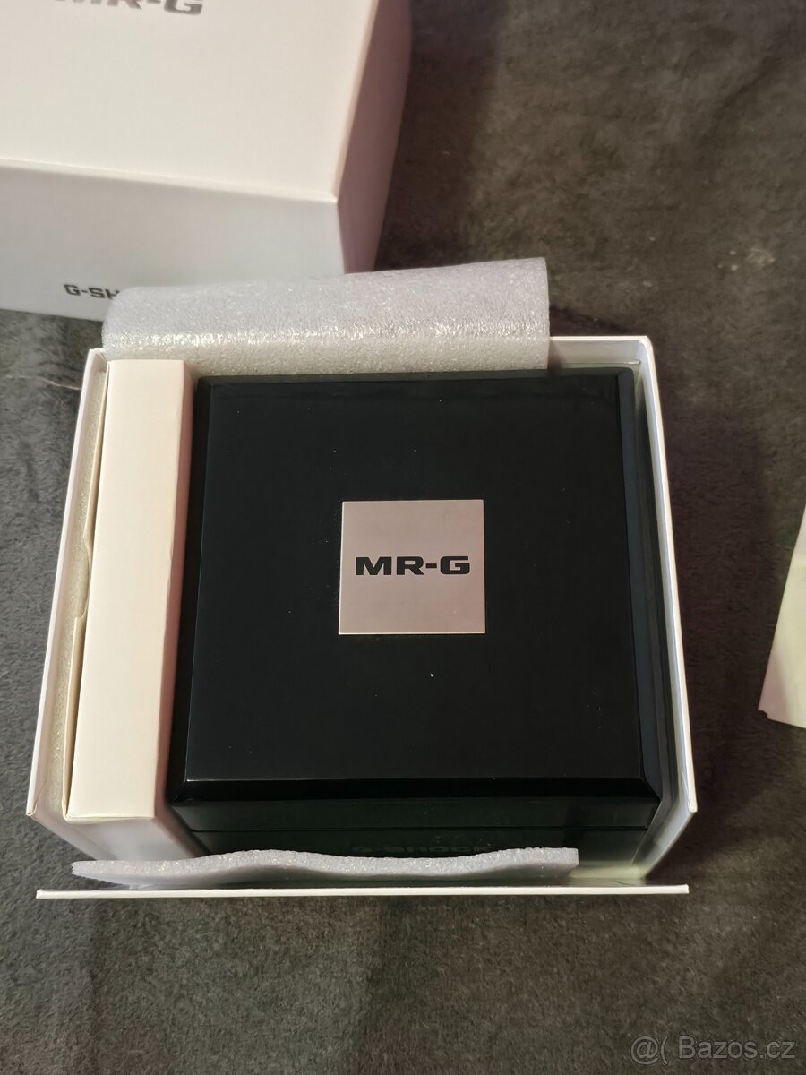 Casio G-Shock MRG-B5000R-1DR - 4