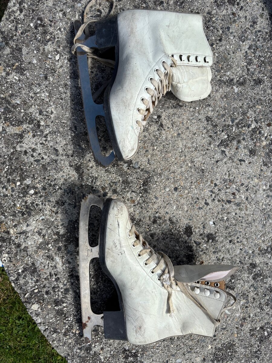 Dámské krasobrusle Botas – retro vel.39 - 4