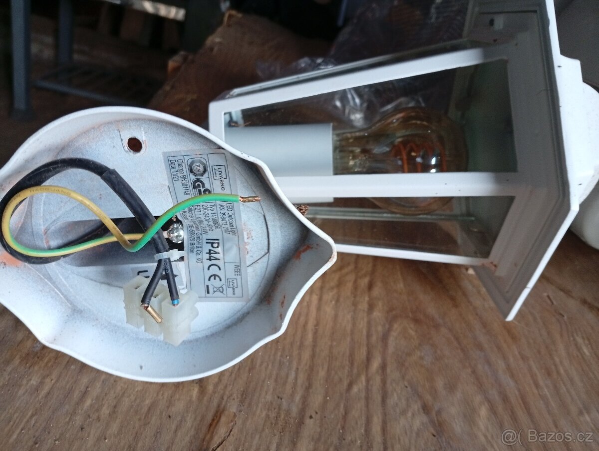 Nástěnná lucerna venkovní IP43, bílá 2ks - 4