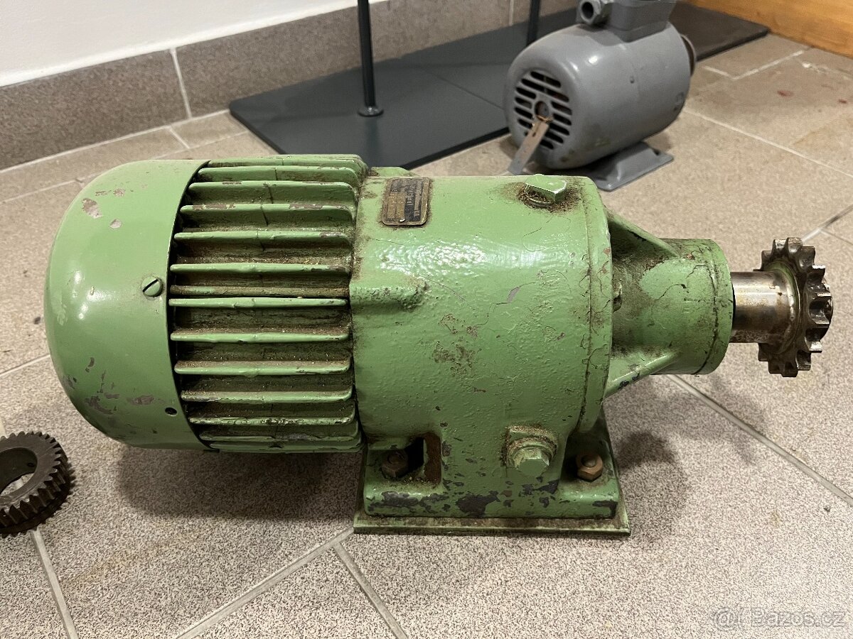 Prodám el.motor s převodovkou - 4