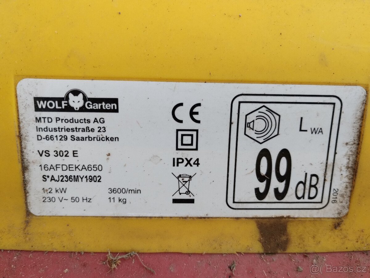 WOLF-Garten VS 302 E elektrický vertikutátor - 4