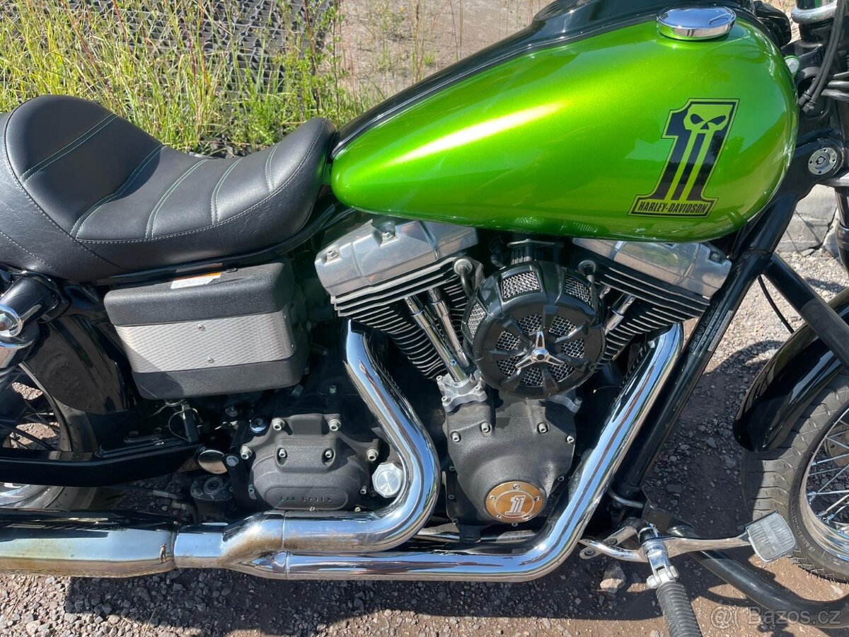 Harley Davidson StreetBob - 4