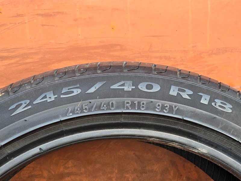 Letní Pirelli 245/40/18 - 4