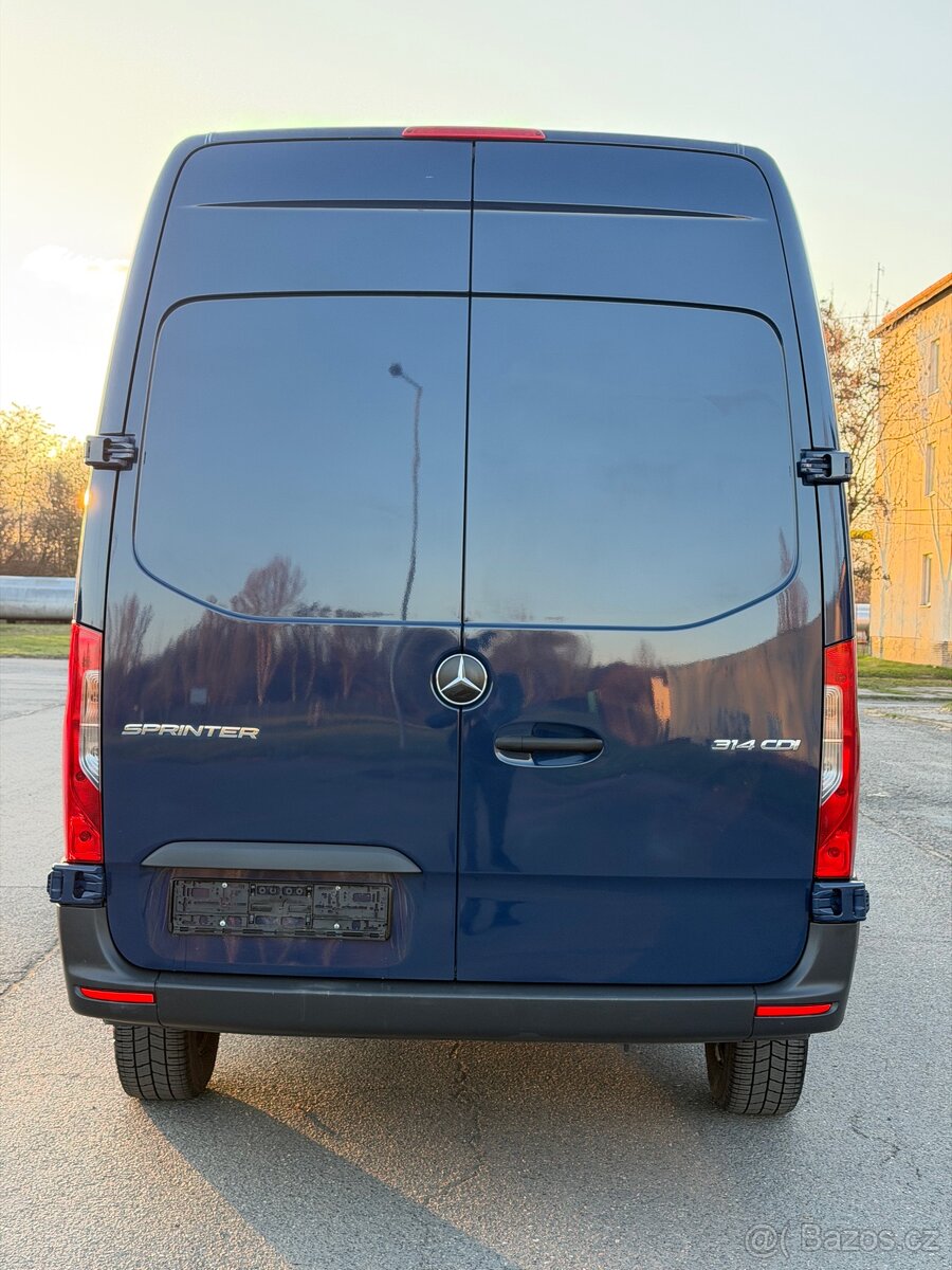 Mercedes Benz 907 Sprinter - 4