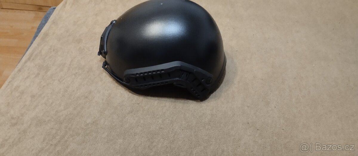 Airsoftové zbraně a vybavení - 4