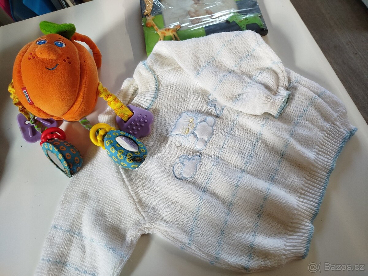 Dětské oblečení, hračky, rukavice.. - 4