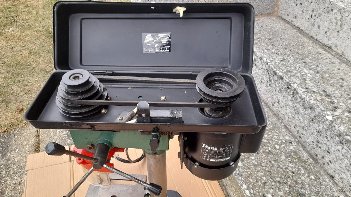 Stojanová vrtačka Ferm 350 W - 4