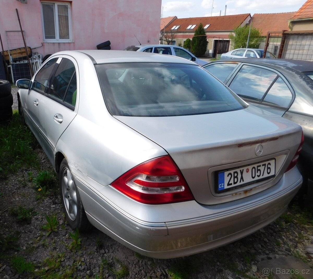 Mercedes-Benz C200K 2,0 benzín+LPG - 4