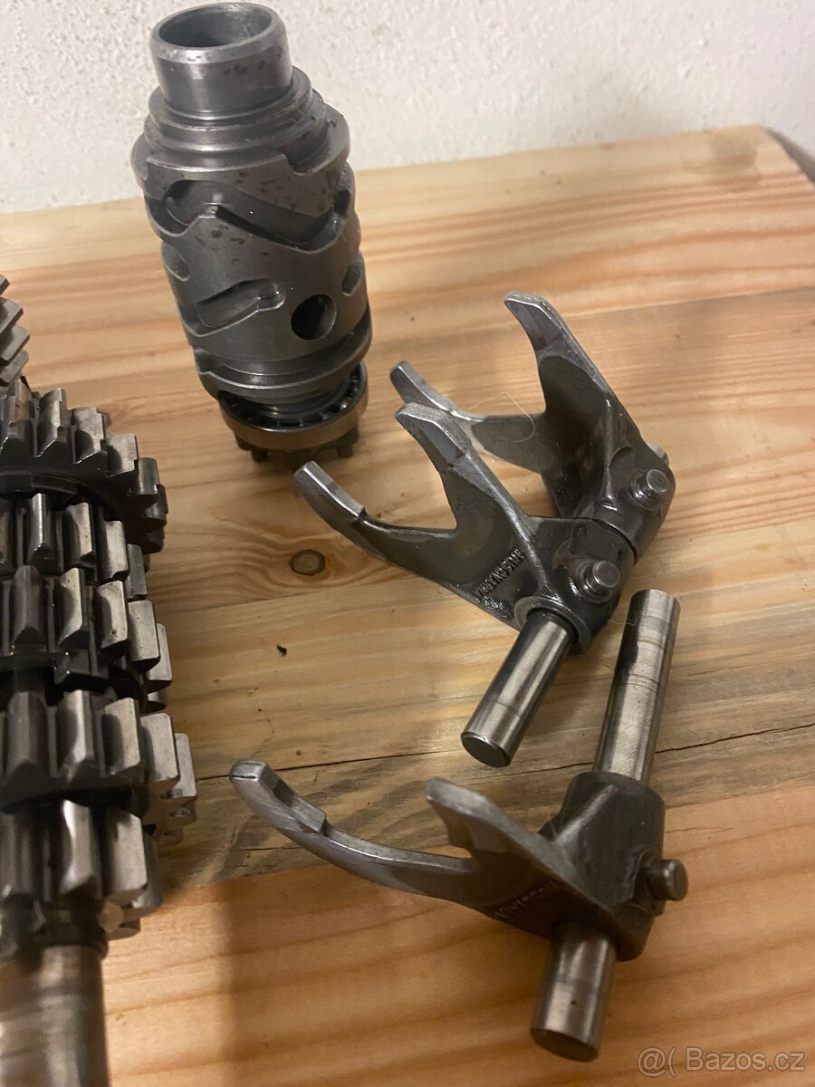 převodovka husqvarna 125 - 4