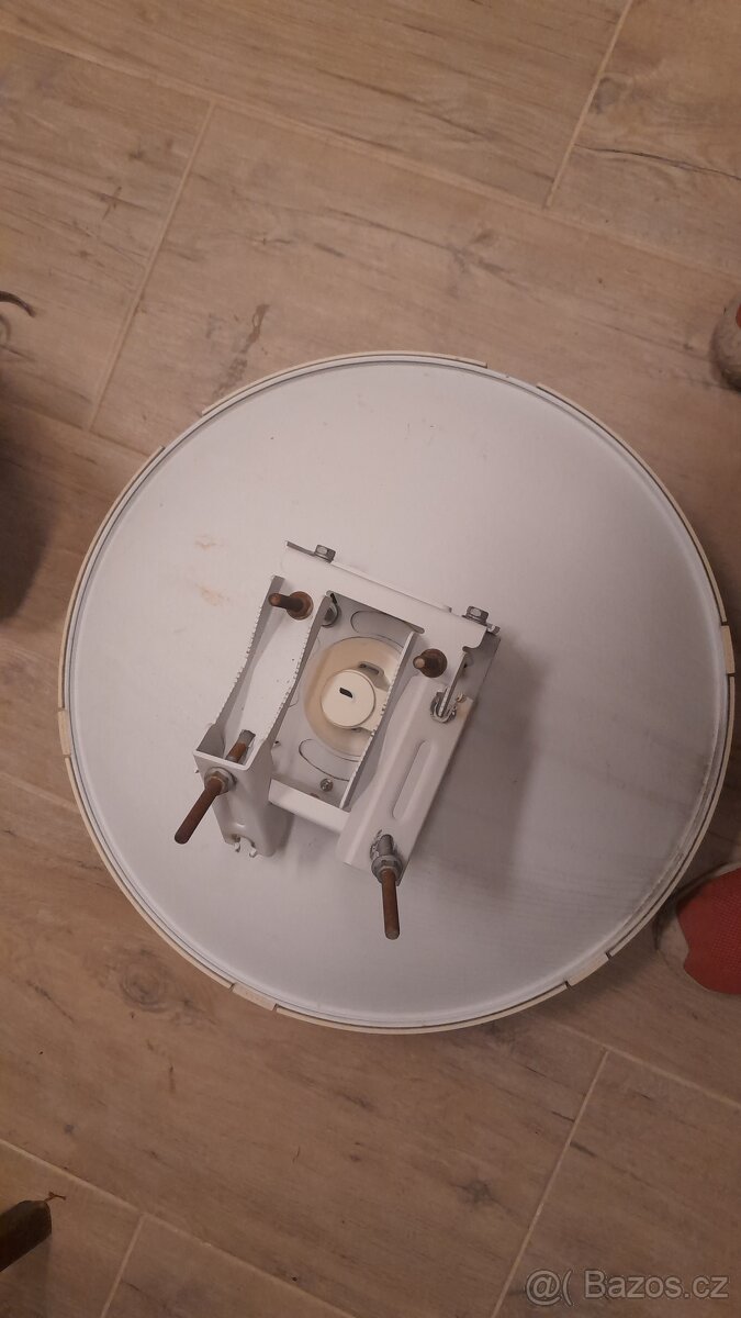 Ubnt Ubiqiti UI Metrolink síťové prvky všeho druhu - 4