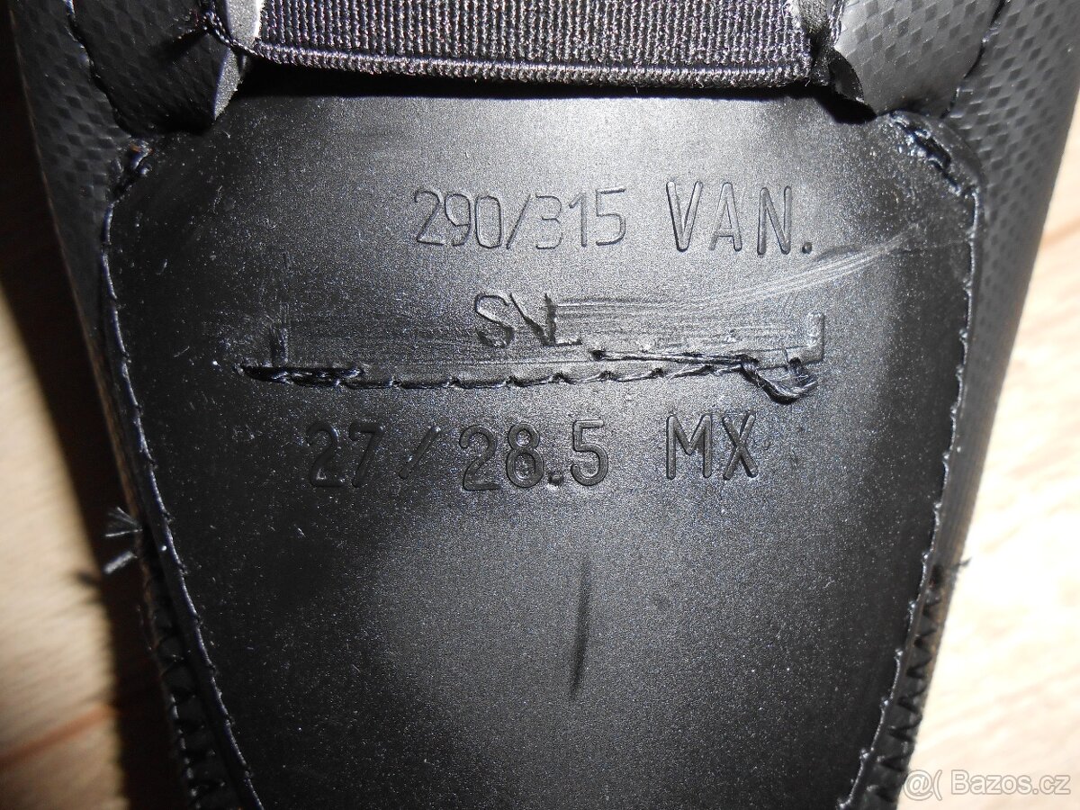 Lyžáky 27/28,5 - 4