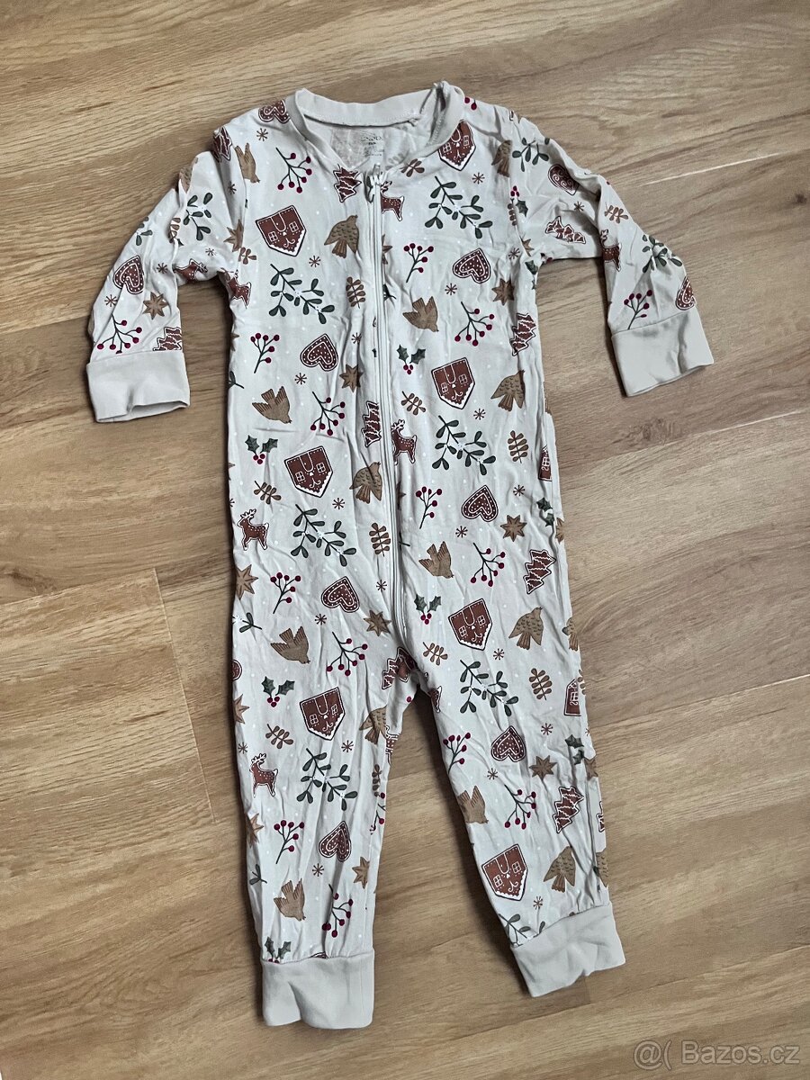 Vánoční body, tepláčky, leginky, overaly Lindex - 4