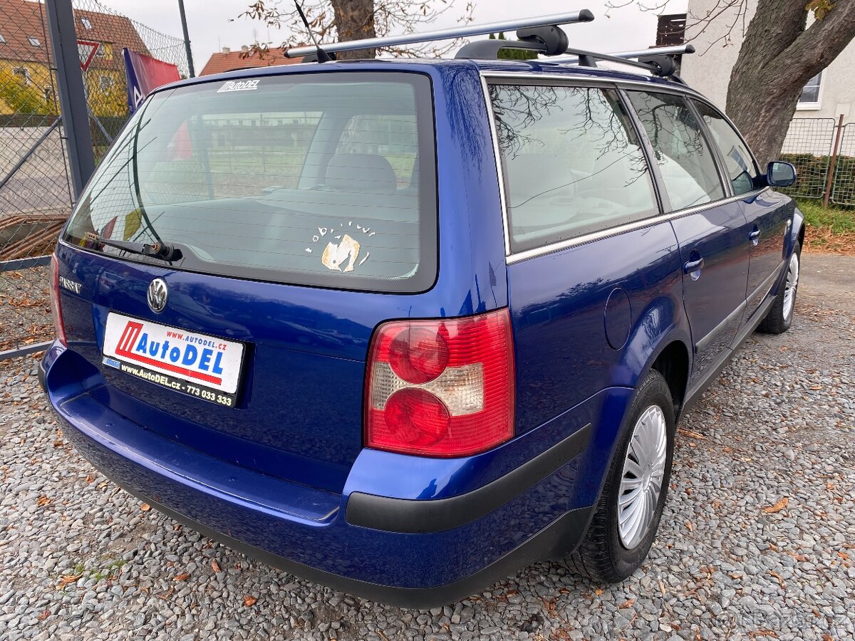 VW Passat 1,6 MPi Výhřev, Nosič, Aut. Klima - 4