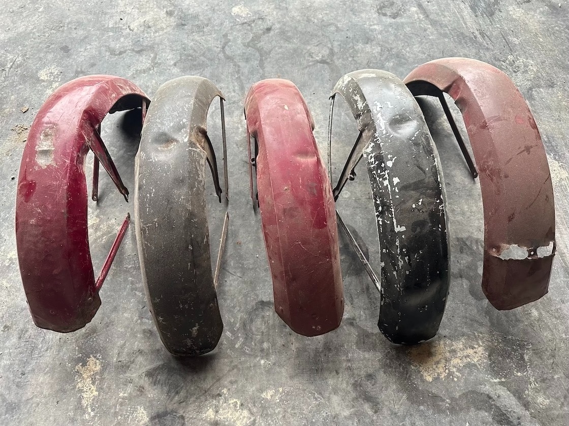 Predám prední blatník 18" JAWA 350/634 ČZ 350/472 - 4