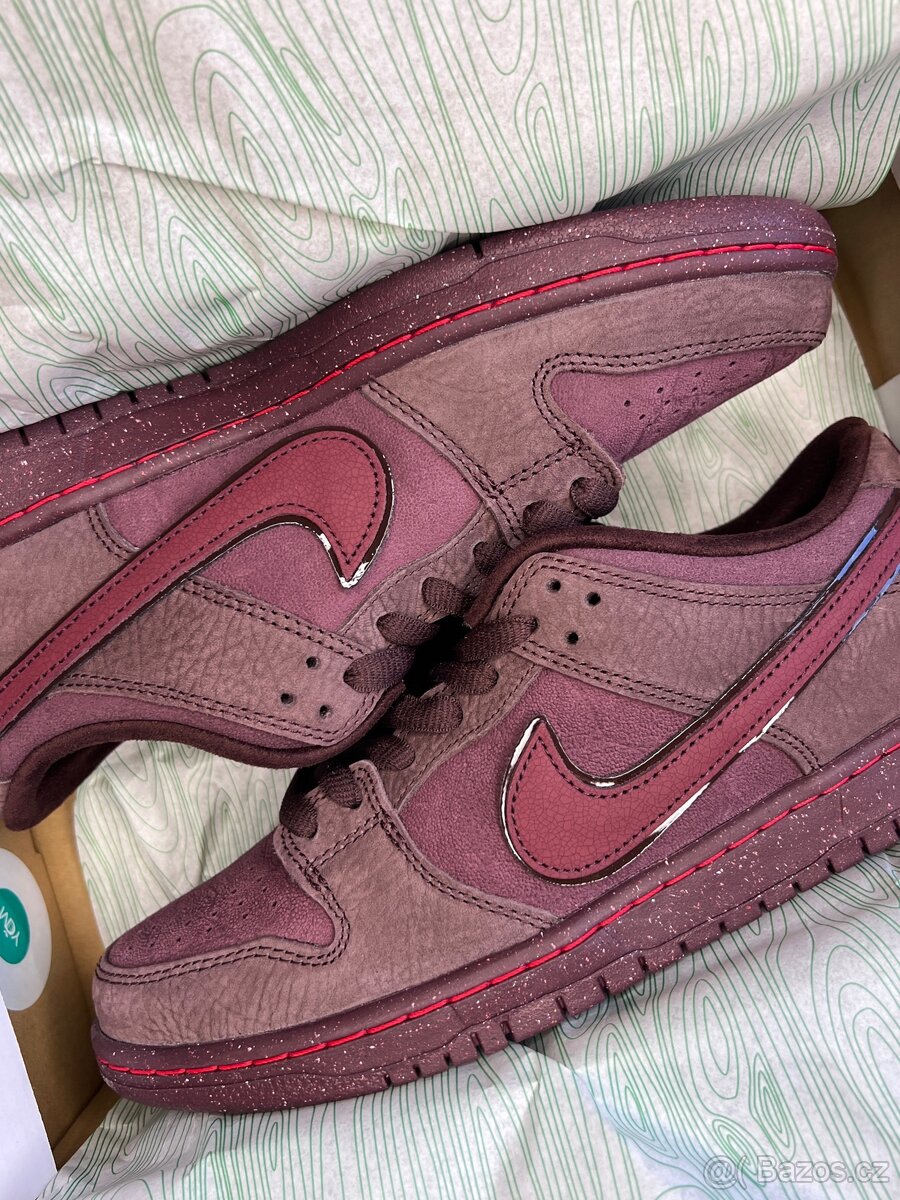Nike Dunk Low SB - 4