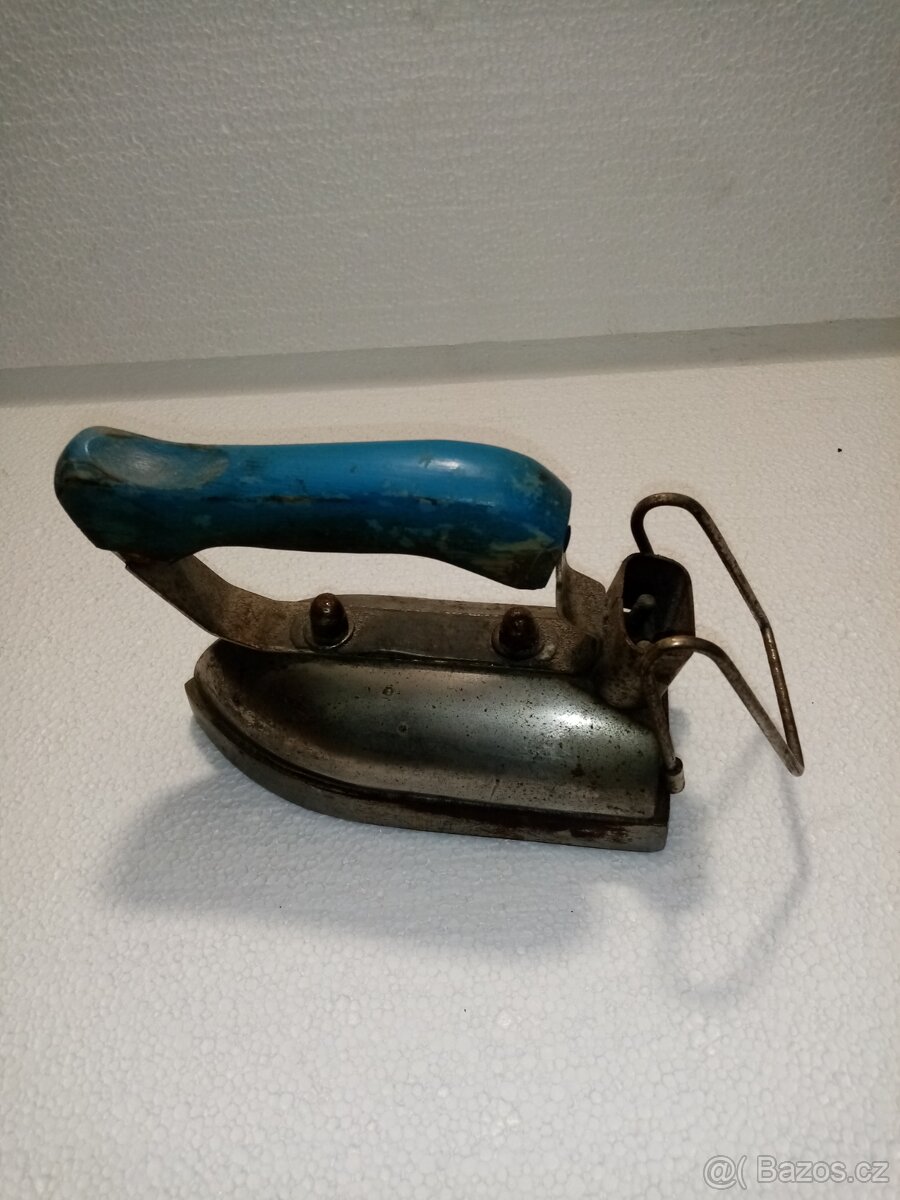 Starožitná retro žehlička 1 - 4