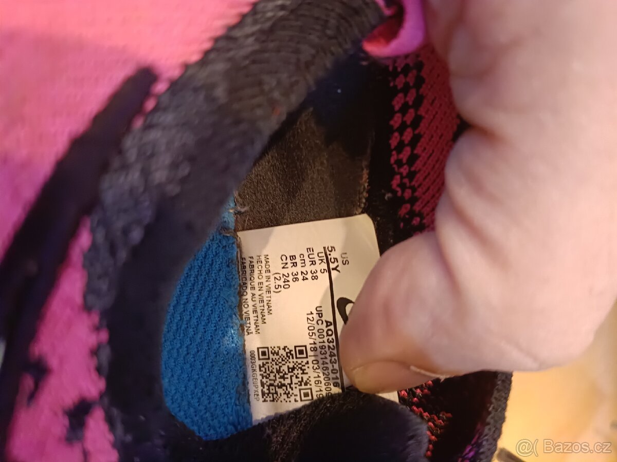 Dívčí tenisky Nike 38 - 4