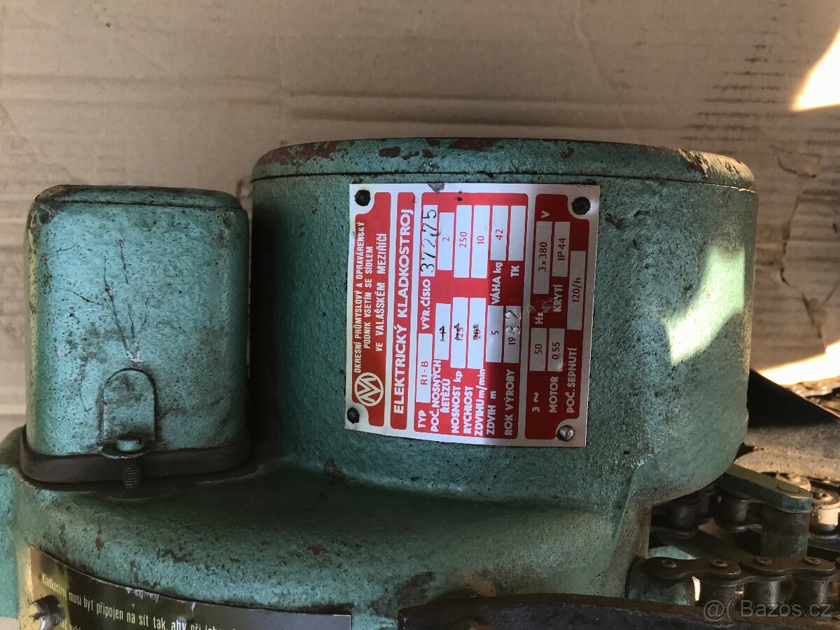 Kladkostroj elektrický - 4