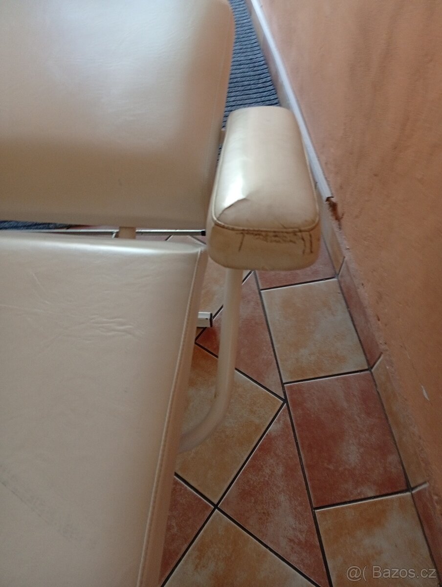 Kosmetické lehátko - 4