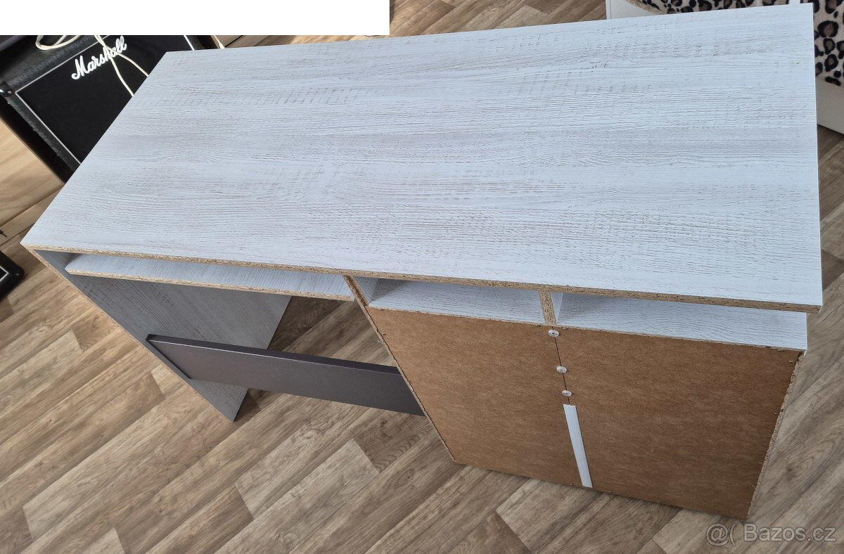 PC/Psací stůl 125x55 jako nový, skoro nepoužívaný - 4