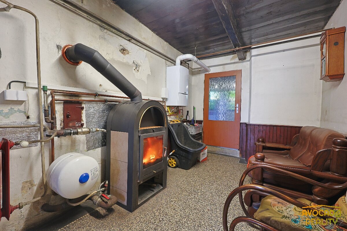 Sleva - Dům s pěkným pozemkem Vesec - 4